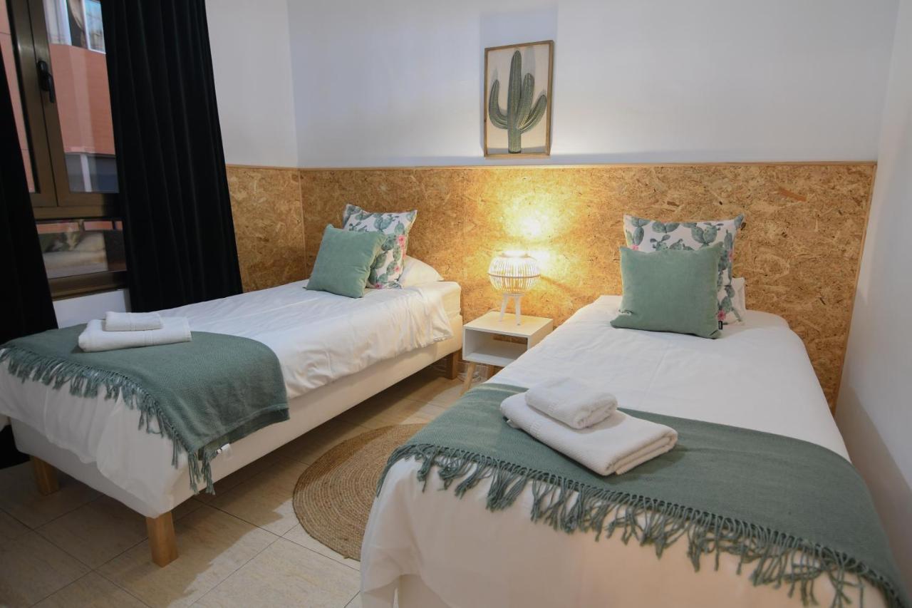 Near The Beach - 3Bed - 2Bath - Wifi Лас Палмас де Гран Канария Екстериор снимка